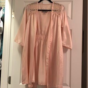 Morgan Taylor rose silk robe
